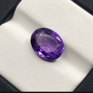 4.10 ct "AAA Grade" Natural Purple Amethyst